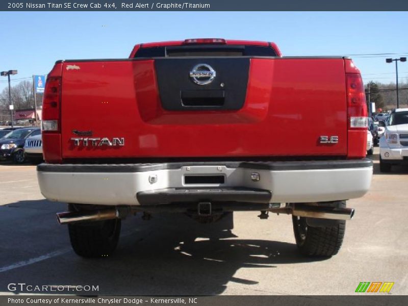 Red Alert / Graphite/Titanium 2005 Nissan Titan SE Crew Cab 4x4