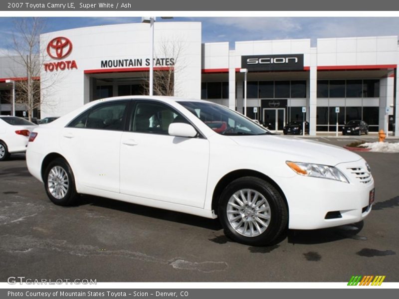 Super White / Ash 2007 Toyota Camry LE