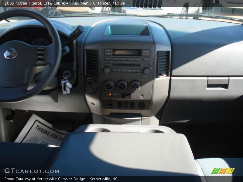 Red Alert / Graphite/Titanium 2005 Nissan Titan SE Crew Cab 4x4