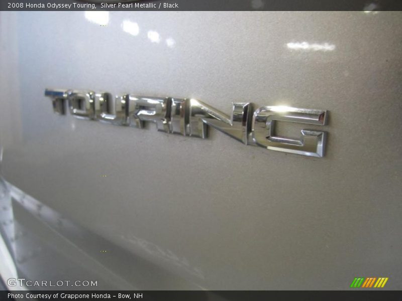 Silver Pearl Metallic / Black 2008 Honda Odyssey Touring