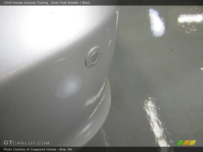Silver Pearl Metallic / Black 2008 Honda Odyssey Touring