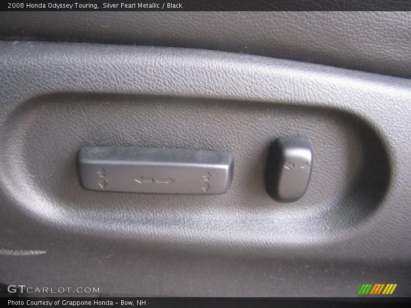 Silver Pearl Metallic / Black 2008 Honda Odyssey Touring