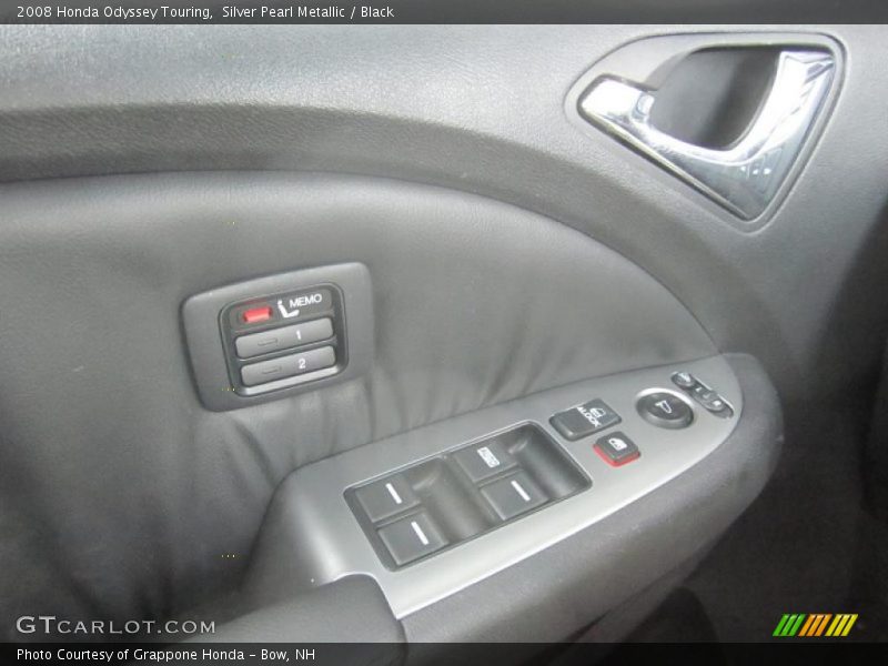 Silver Pearl Metallic / Black 2008 Honda Odyssey Touring