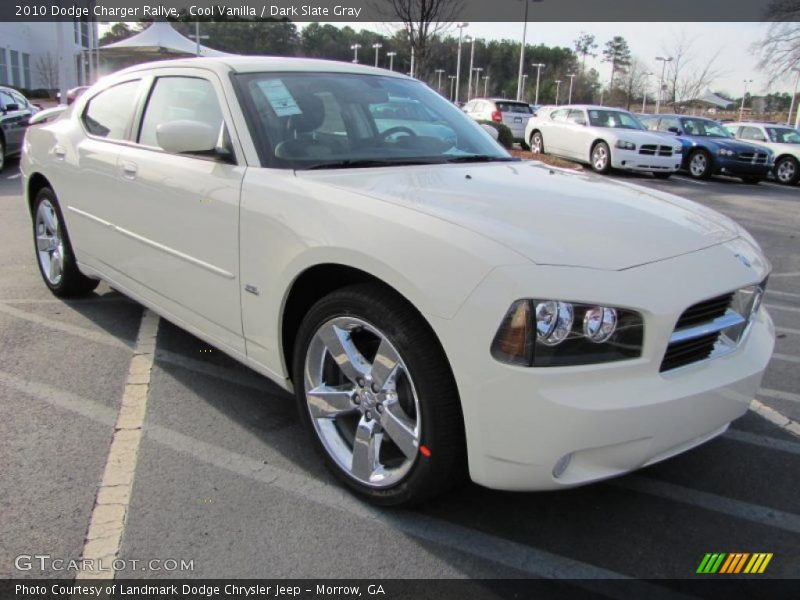 Cool Vanilla / Dark Slate Gray 2010 Dodge Charger Rallye