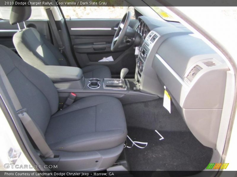 Cool Vanilla / Dark Slate Gray 2010 Dodge Charger Rallye