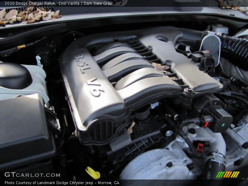 Cool Vanilla / Dark Slate Gray 2010 Dodge Charger Rallye