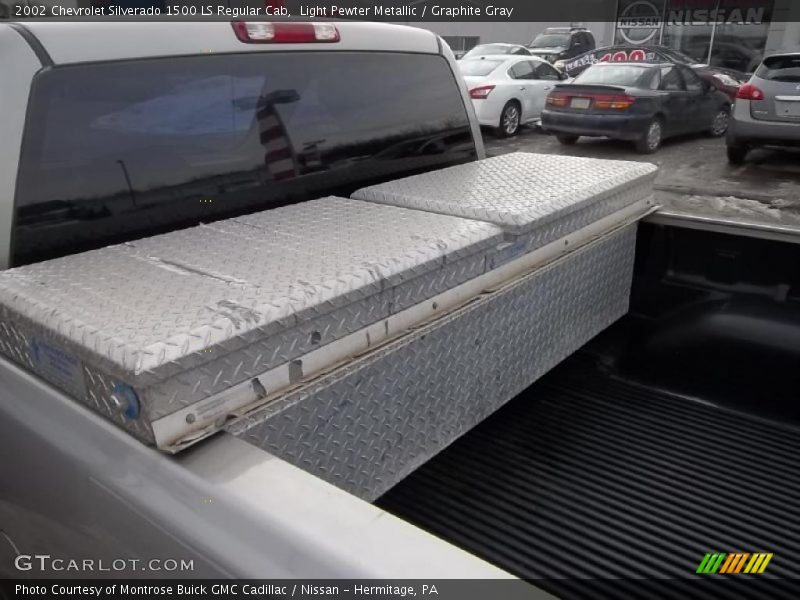 Light Pewter Metallic / Graphite Gray 2002 Chevrolet Silverado 1500 LS Regular Cab