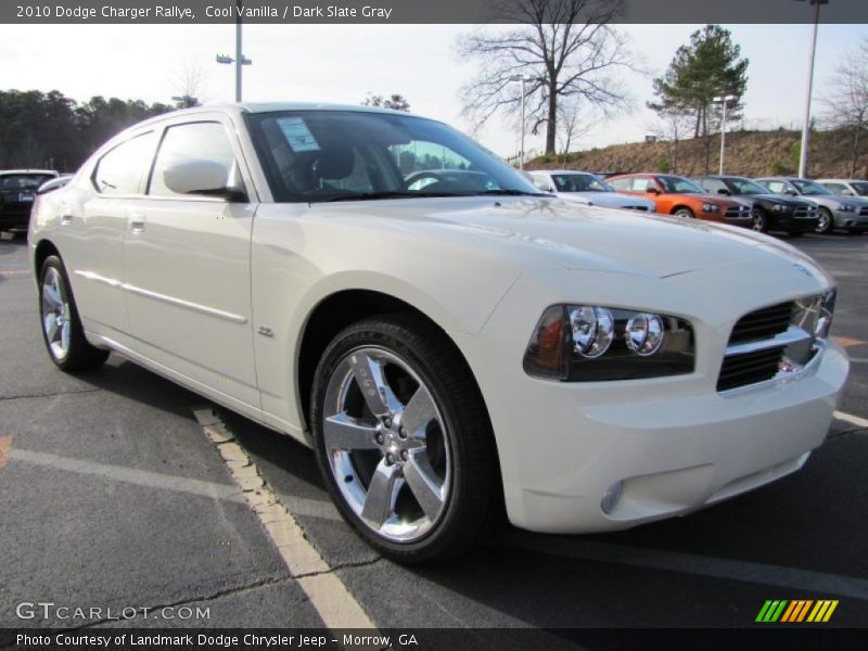 Cool Vanilla / Dark Slate Gray 2010 Dodge Charger Rallye
