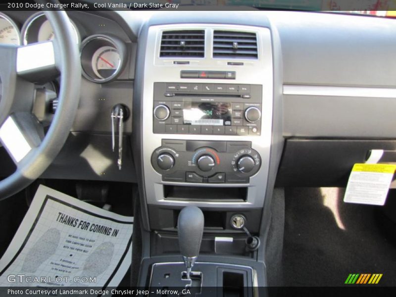 Cool Vanilla / Dark Slate Gray 2010 Dodge Charger Rallye