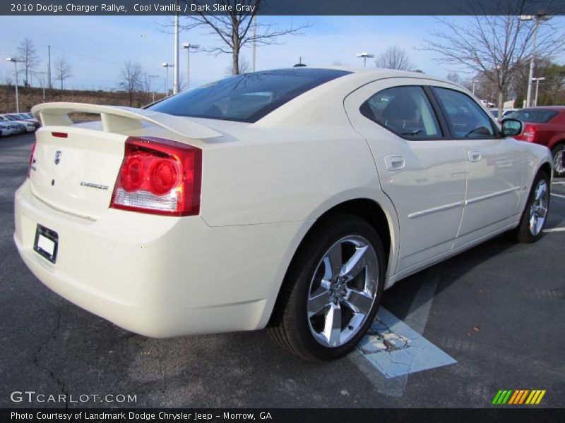Cool Vanilla / Dark Slate Gray 2010 Dodge Charger Rallye