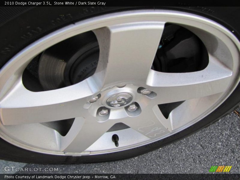 Stone White / Dark Slate Gray 2010 Dodge Charger 3.5L