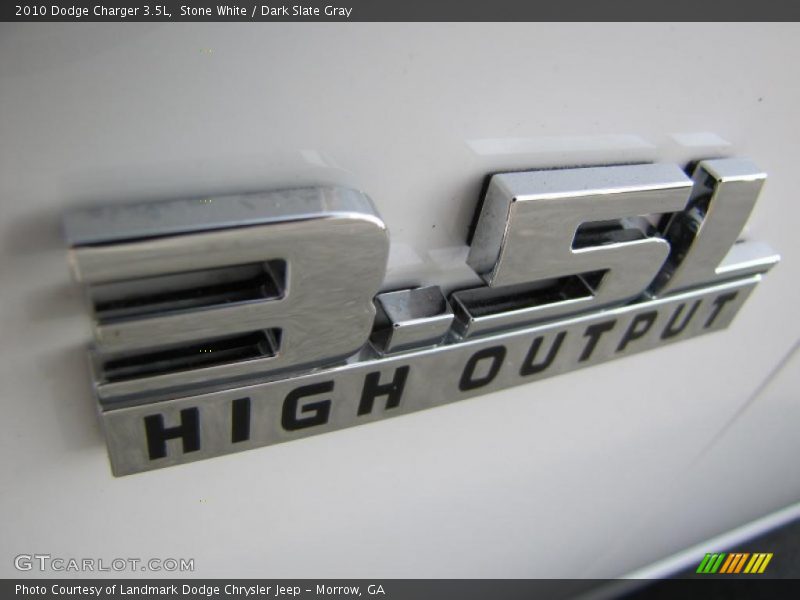 Stone White / Dark Slate Gray 2010 Dodge Charger 3.5L
