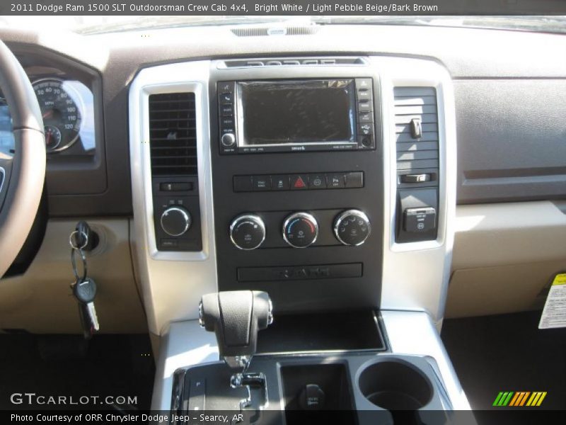 Bright White / Light Pebble Beige/Bark Brown 2011 Dodge Ram 1500 SLT Outdoorsman Crew Cab 4x4