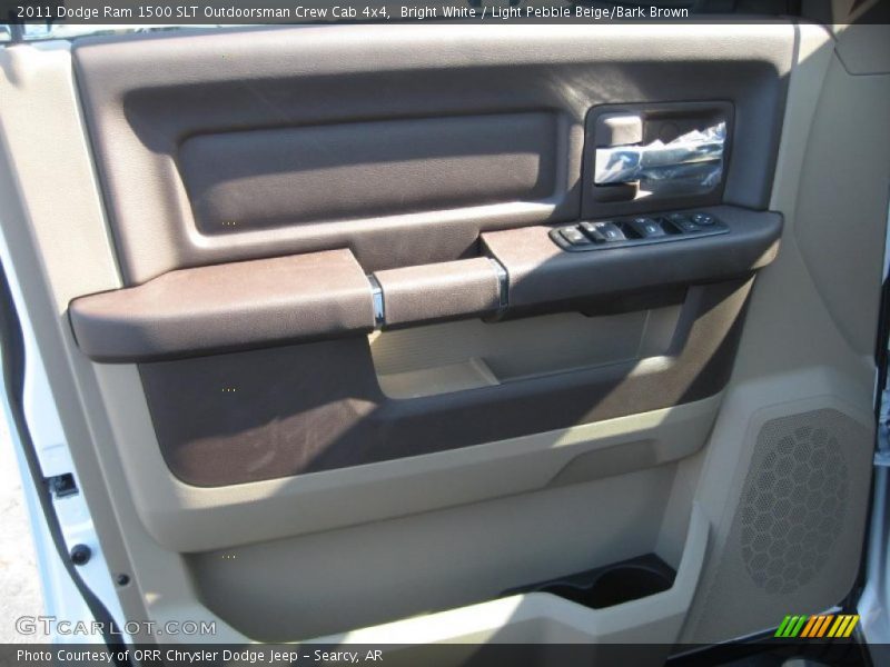 Bright White / Light Pebble Beige/Bark Brown 2011 Dodge Ram 1500 SLT Outdoorsman Crew Cab 4x4