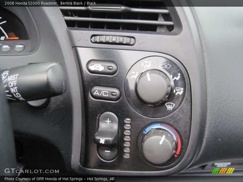 Controls of 2008 S2000 Roadster