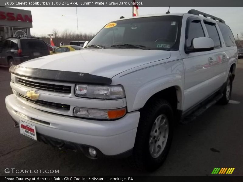 Summit White / Gray/Dark Charcoal 2005 Chevrolet Suburban 1500 Z71 4x4