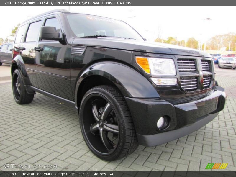 Front 3/4 View of 2011 Nitro Heat 4.0