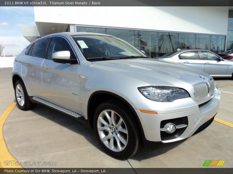 Front 3/4 View of 2011 X6 xDrive50i