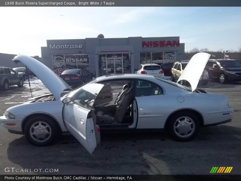 Bright White / Taupe 1998 Buick Riviera Supercharged Coupe