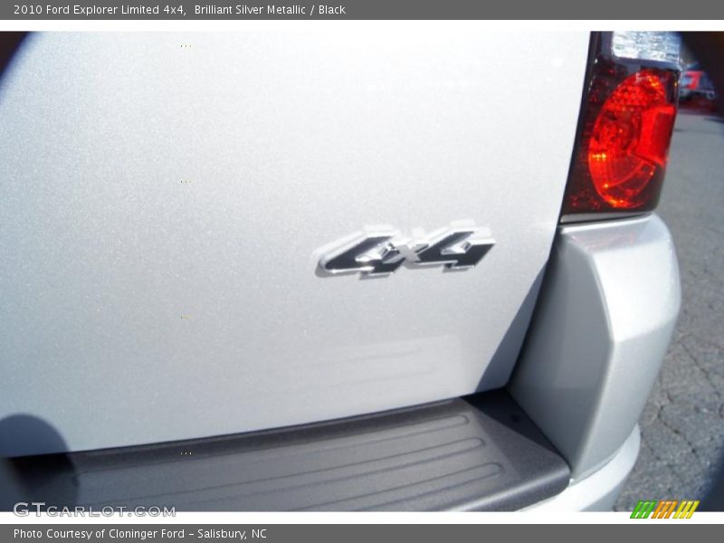  2010 Explorer Limited 4x4 Logo