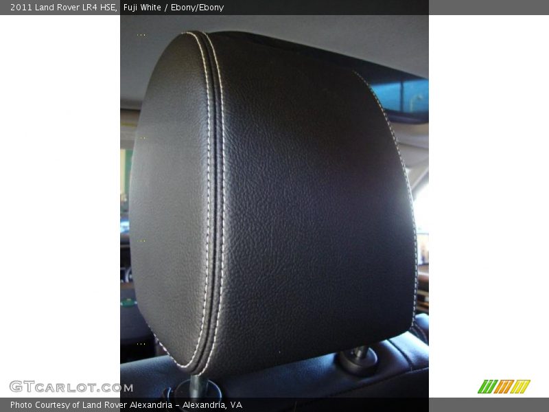 Fuji White / Ebony/Ebony 2011 Land Rover LR4 HSE