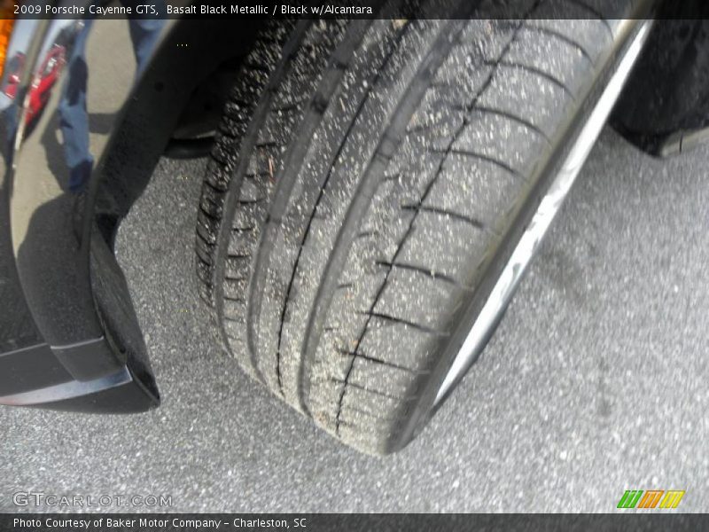 Basalt Black Metallic / Black w/Alcantara 2009 Porsche Cayenne GTS
