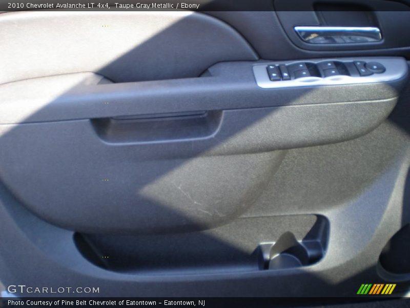 Taupe Gray Metallic / Ebony 2010 Chevrolet Avalanche LT 4x4
