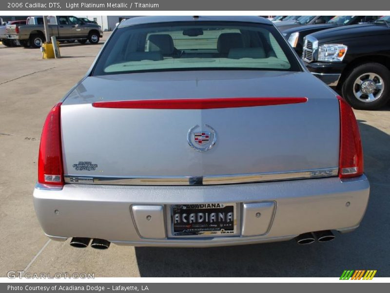 Light Platinum Metallic / Titanium 2006 Cadillac DTS