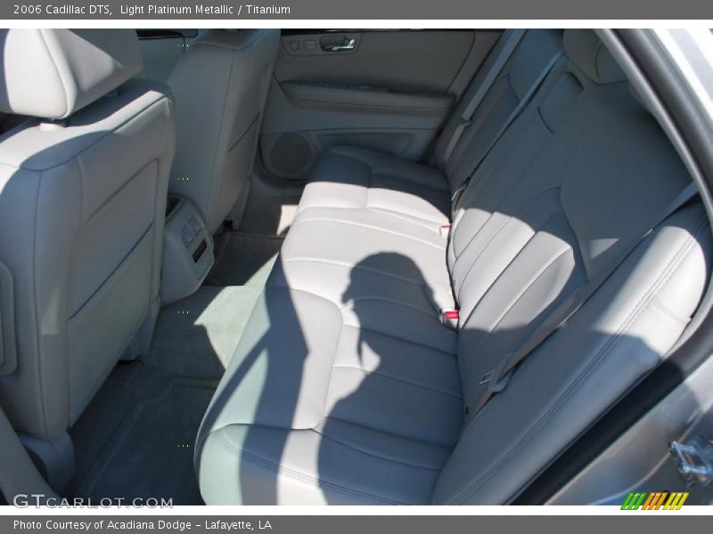 Light Platinum Metallic / Titanium 2006 Cadillac DTS