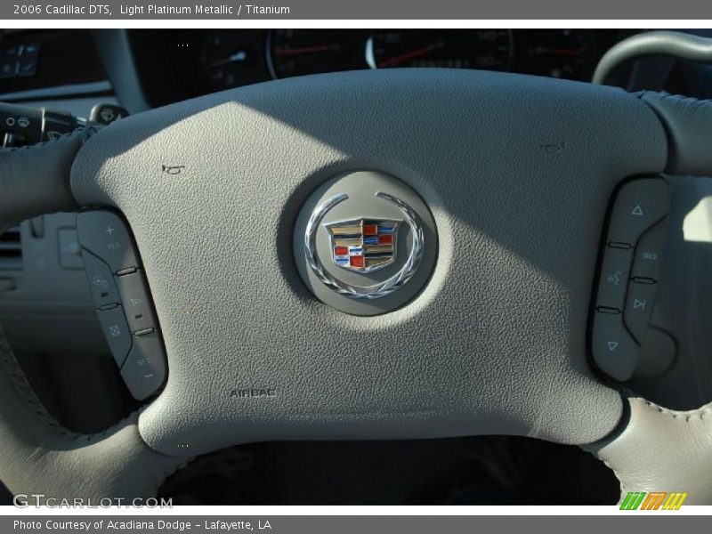 Light Platinum Metallic / Titanium 2006 Cadillac DTS