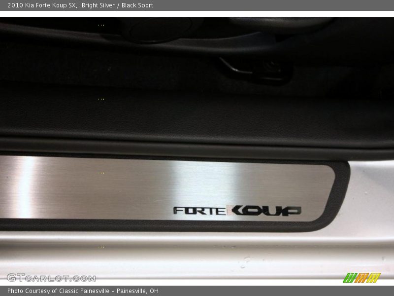 Bright Silver / Black Sport 2010 Kia Forte Koup SX