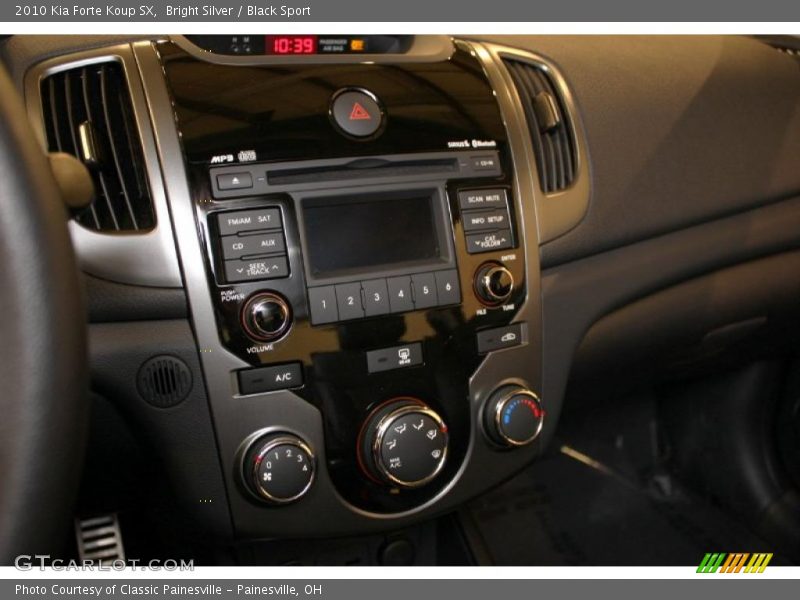 Bright Silver / Black Sport 2010 Kia Forte Koup SX