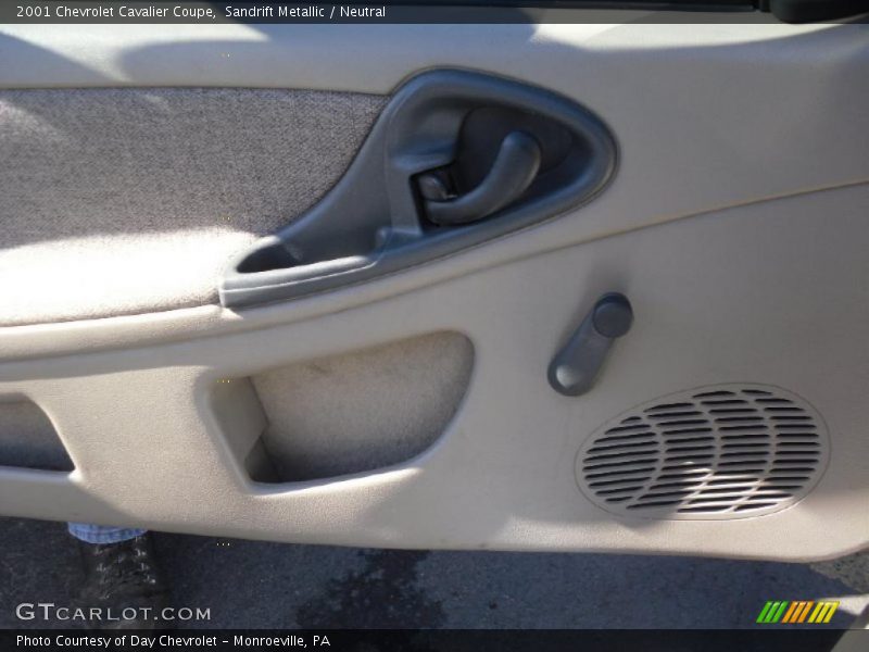Sandrift Metallic / Neutral 2001 Chevrolet Cavalier Coupe