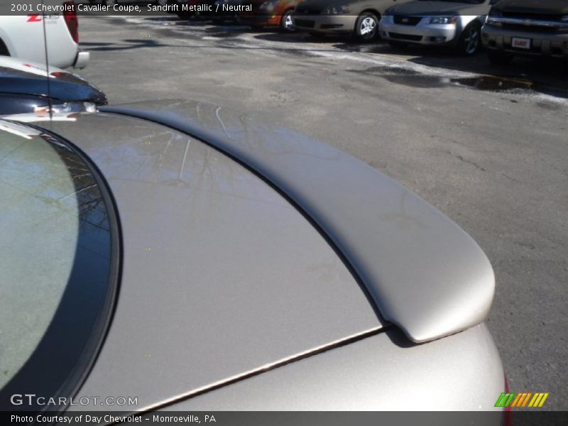 Sandrift Metallic / Neutral 2001 Chevrolet Cavalier Coupe