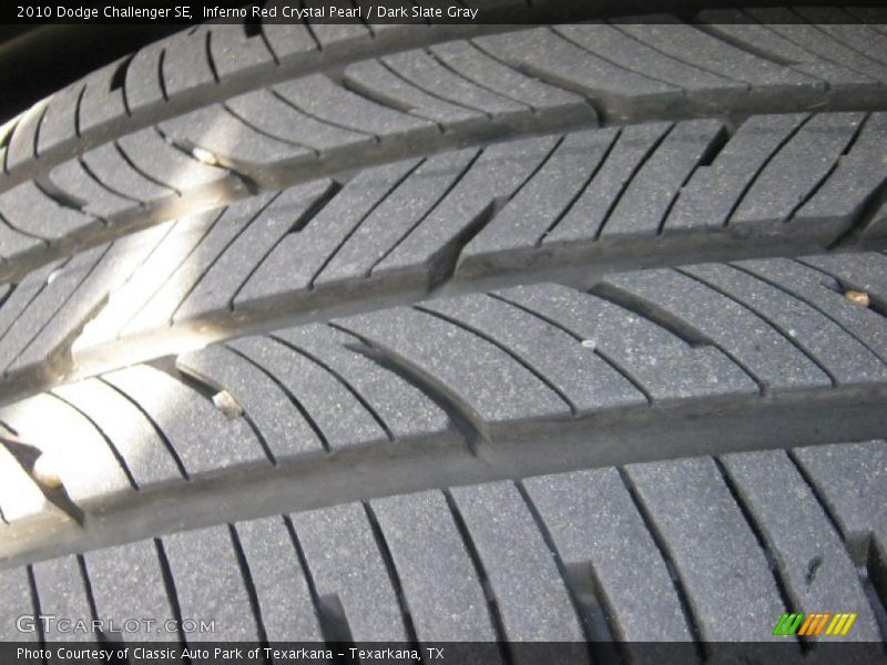 Inferno Red Crystal Pearl / Dark Slate Gray 2010 Dodge Challenger SE