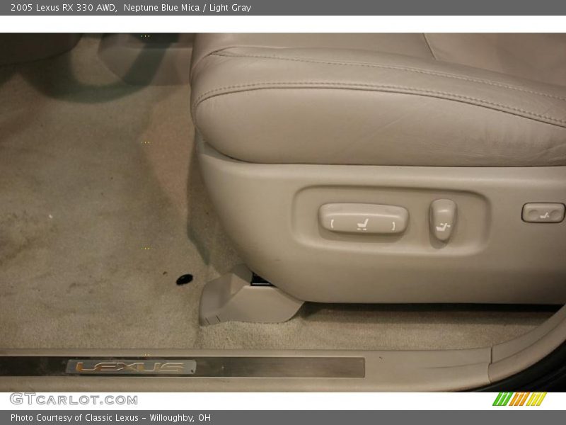 Neptune Blue Mica / Light Gray 2005 Lexus RX 330 AWD