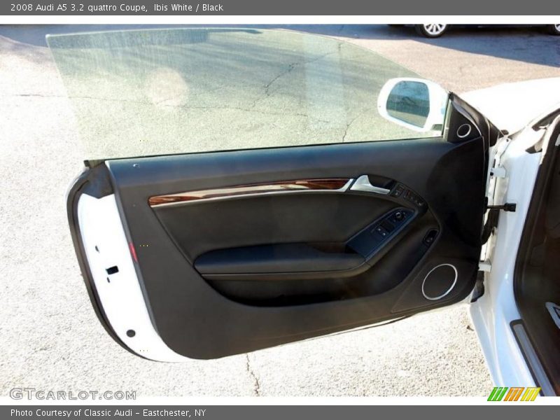 Ibis White / Black 2008 Audi A5 3.2 quattro Coupe