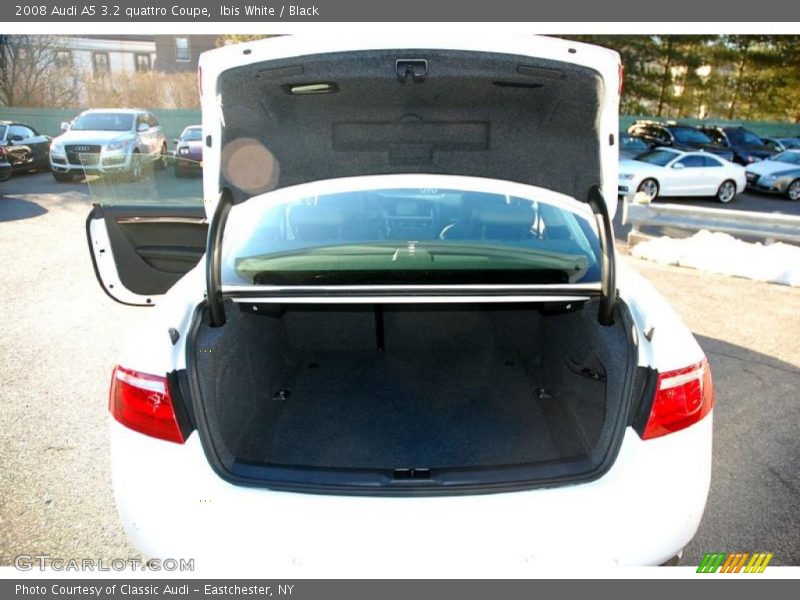 Ibis White / Black 2008 Audi A5 3.2 quattro Coupe