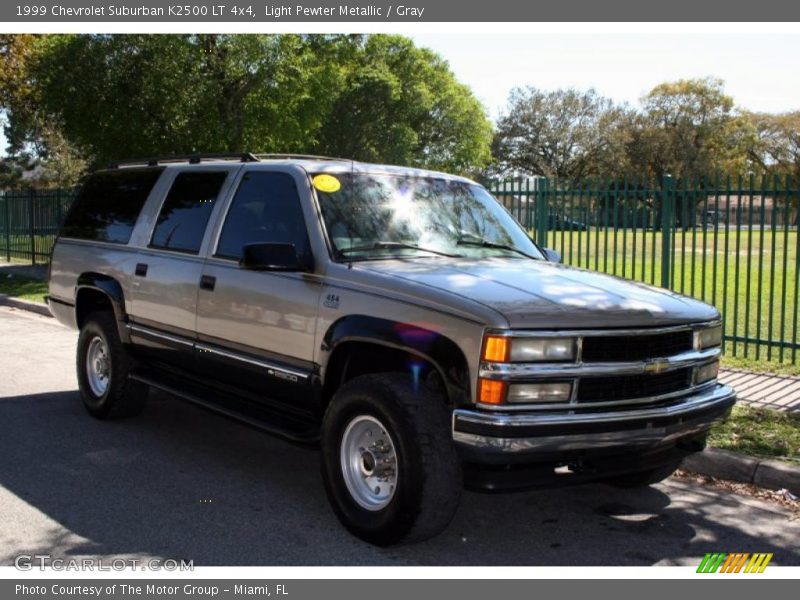 Light Pewter Metallic / Gray 1999 Chevrolet Suburban K2500 LT 4x4
