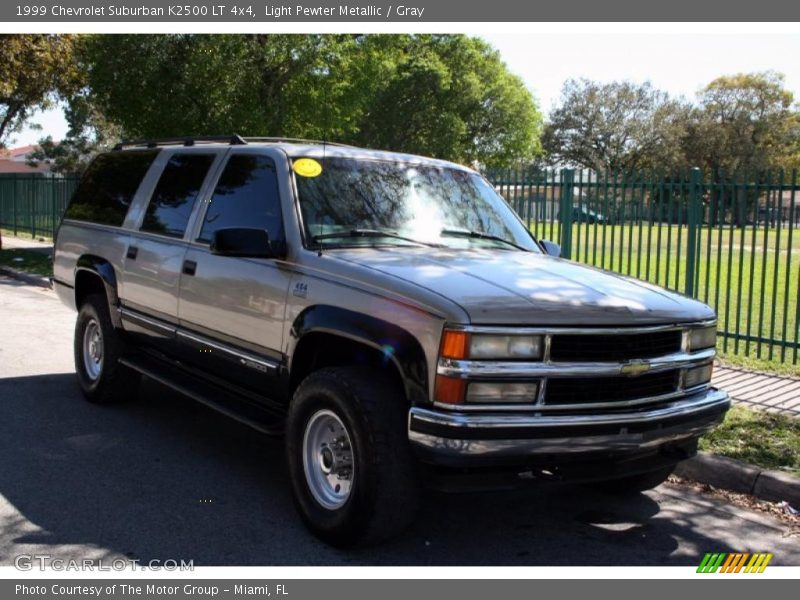 Light Pewter Metallic / Gray 1999 Chevrolet Suburban K2500 LT 4x4