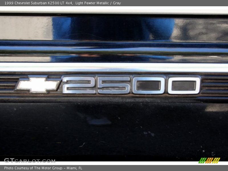 Light Pewter Metallic / Gray 1999 Chevrolet Suburban K2500 LT 4x4
