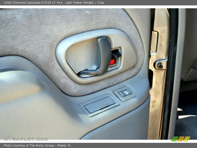 Light Pewter Metallic / Gray 1999 Chevrolet Suburban K2500 LT 4x4