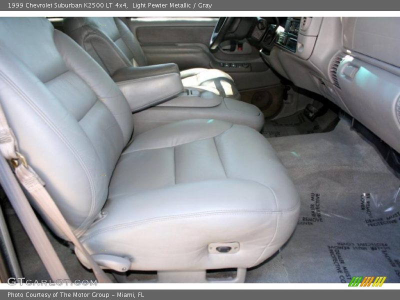 Light Pewter Metallic / Gray 1999 Chevrolet Suburban K2500 LT 4x4