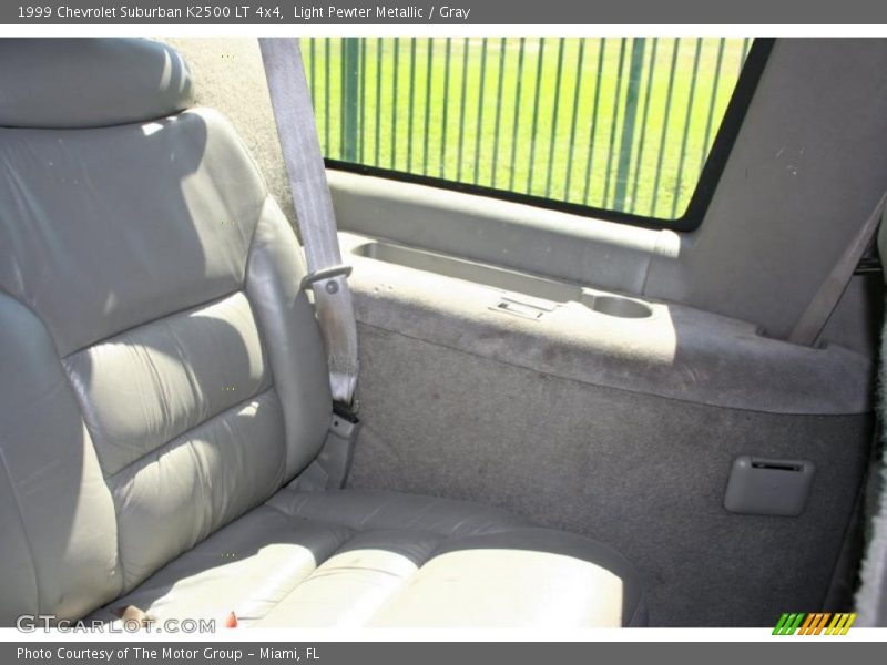 Light Pewter Metallic / Gray 1999 Chevrolet Suburban K2500 LT 4x4