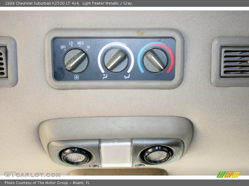 Light Pewter Metallic / Gray 1999 Chevrolet Suburban K2500 LT 4x4