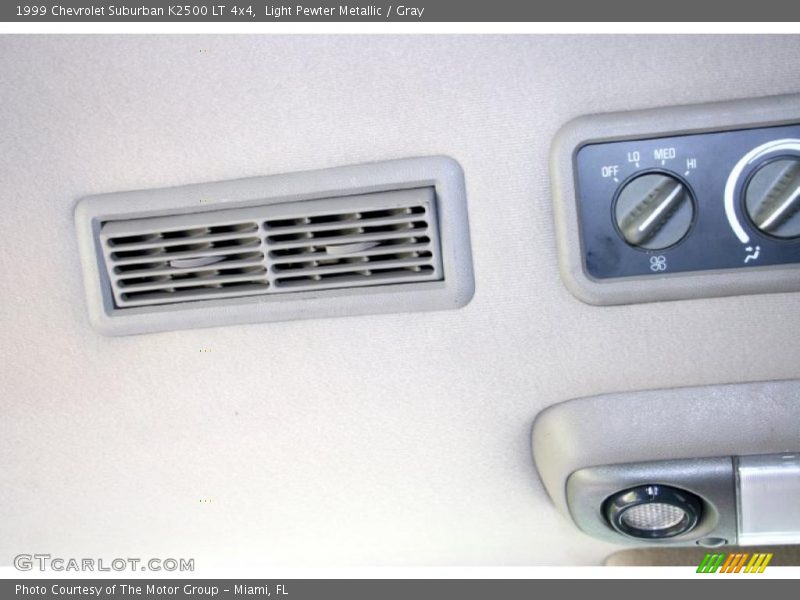 Light Pewter Metallic / Gray 1999 Chevrolet Suburban K2500 LT 4x4