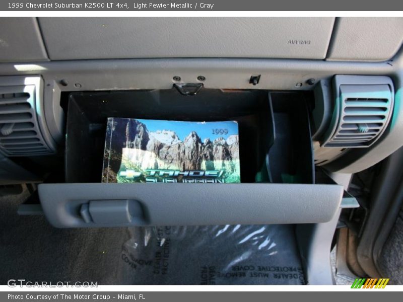 Light Pewter Metallic / Gray 1999 Chevrolet Suburban K2500 LT 4x4