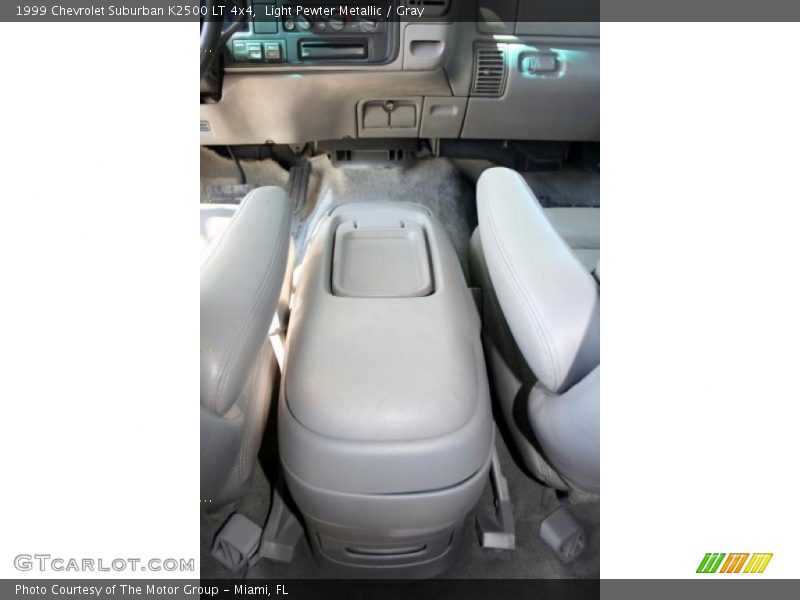 Light Pewter Metallic / Gray 1999 Chevrolet Suburban K2500 LT 4x4