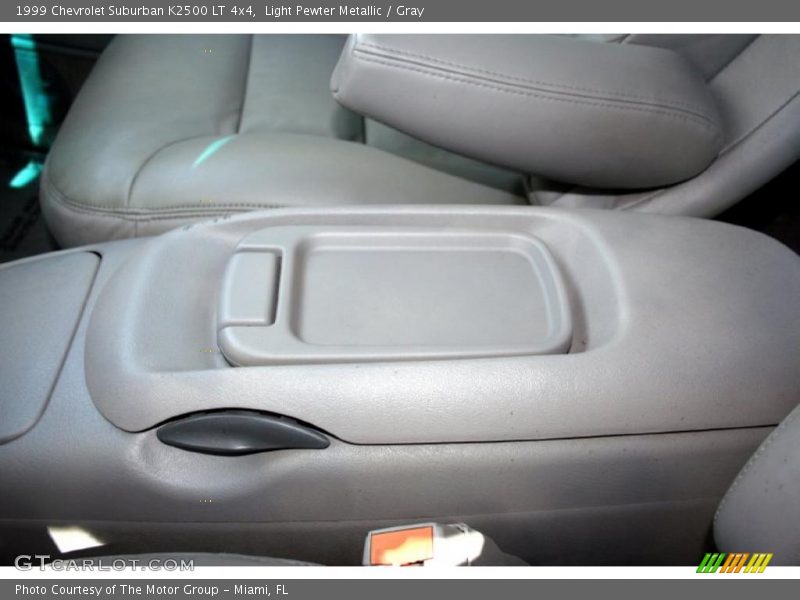Light Pewter Metallic / Gray 1999 Chevrolet Suburban K2500 LT 4x4