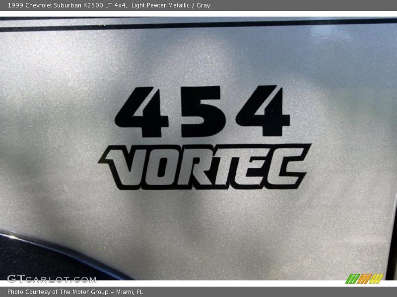 Light Pewter Metallic / Gray 1999 Chevrolet Suburban K2500 LT 4x4